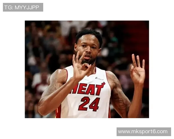 篮网主帅谈海史密斯缺席对抗训练的重要性及其对年轻球员的领导作用