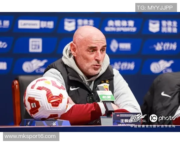 朗格莱因重度扭伤内侧副韧带预计缺阵两个月球队面临人员短缺挑战 朗格莱因重度扭伤内侧副韧带预计缺阵两个月球队面临人员短缺挑战