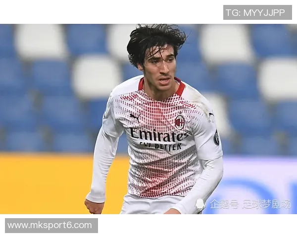 理查兹高度评价赖斯称其为当今足坛顶尖球员之一 理查兹高度评价赖斯称其为当今足坛顶尖球员之一