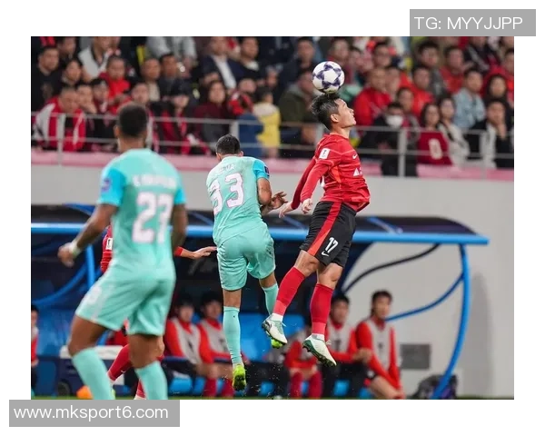 柔佛后卫与陈威赛后闲聊回顾48脚打门的精彩对决