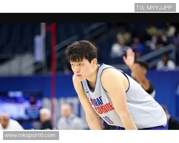 徐静雨:老将KD能否再度绝杀火箭新星杨瀚森表现令人期待 徐静雨:老将KD能否再度绝杀火箭新星杨瀚森表现令人期待