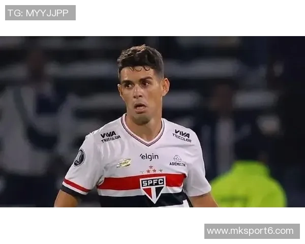 奥斯卡退役未官宣巴媒曝其希望解约前拿到百万欠薪 奥斯卡退役未官宣巴媒曝其希望解约前拿到百万欠薪